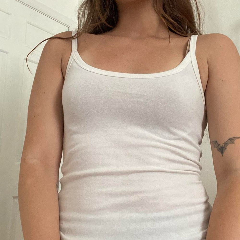 Forever 21 Classic White Top
